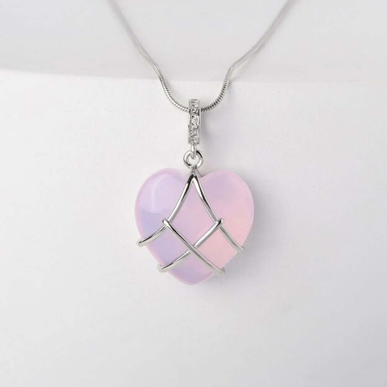 Fashion Moonstone Necklace For Cartoon Princess Love Girl – necklace | Your Shop Name. Heart-shaped pink and purple moonstone design.